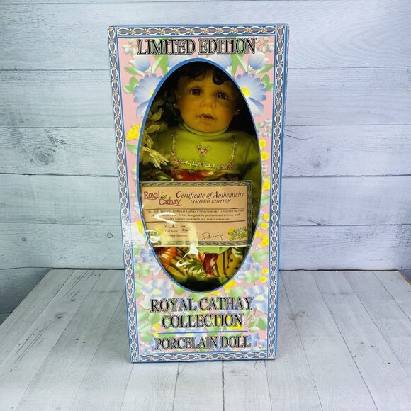 Royal Cathay ANGELINA Brown Eyes 20" Tall Limited Edition 4/5000 Porcelain Doll - Picture 10 of 11